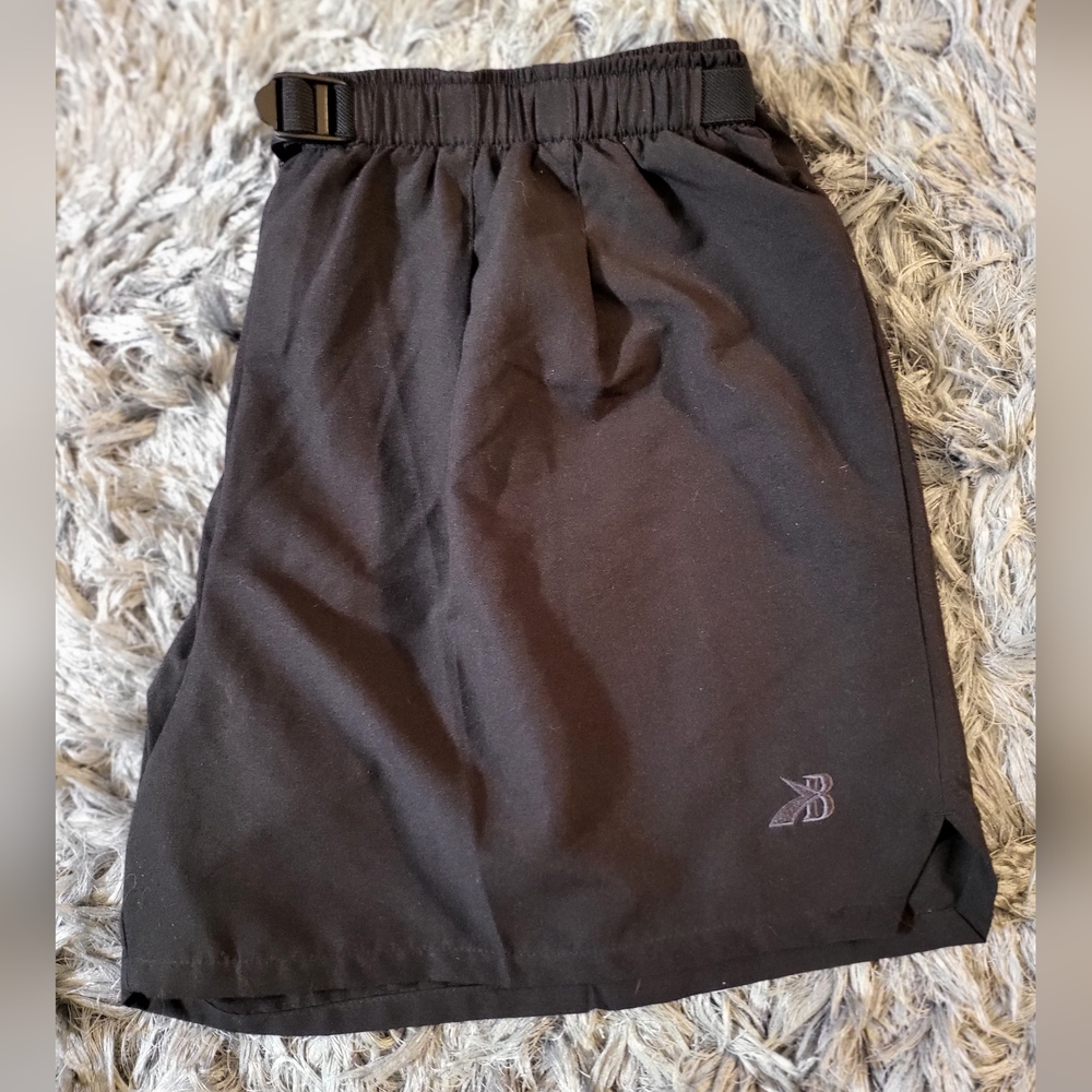 Brooks for Women~Belted & Lined Run, Hike or Water Short w/Rear Mesh Pocket in L